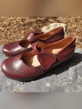 Leather Mary Jane Portofino Shoes Women 38 (8)